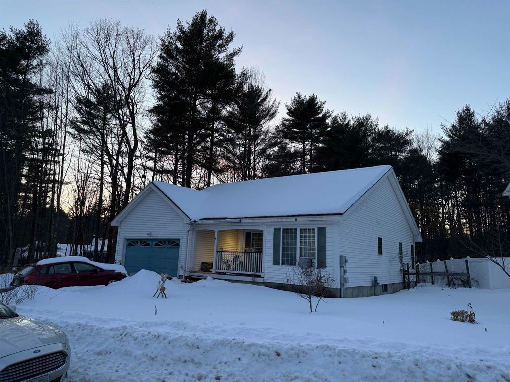 21 Dominique Drive, Concord, NH 03301