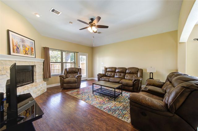 5302 Marble Ravine Drive, Richmond, TX 77407