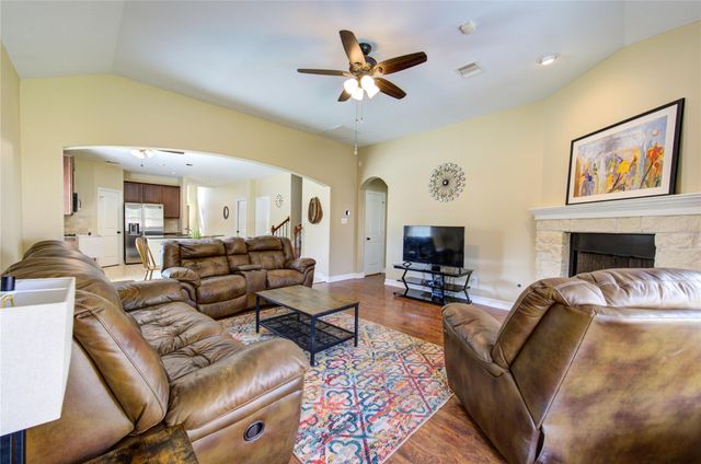 5302 Marble Ravine Drive, Richmond, TX 77407