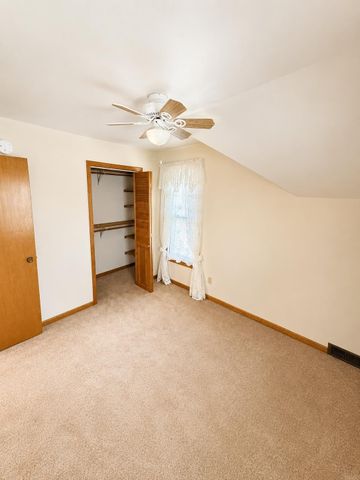 129 Washington, Denver, IA 50622