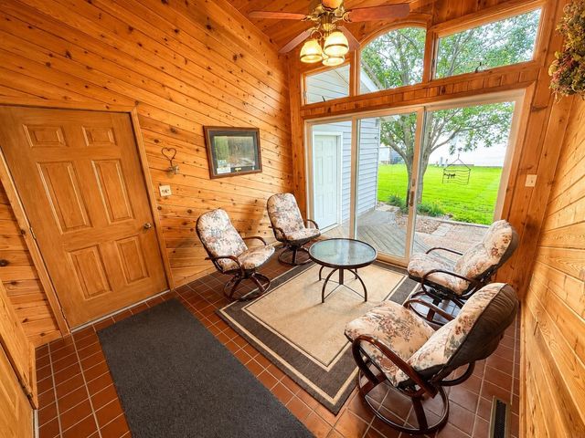 129 Washington, Denver, IA 50622