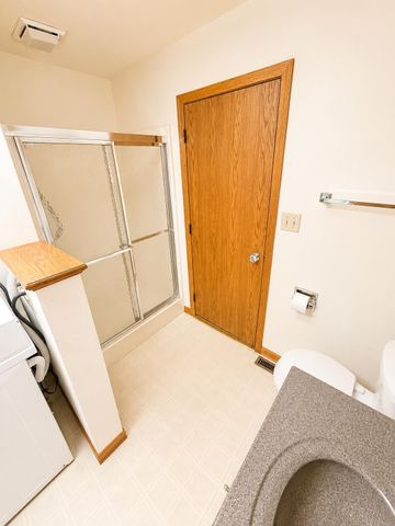 129 Washington, Denver, IA 50622