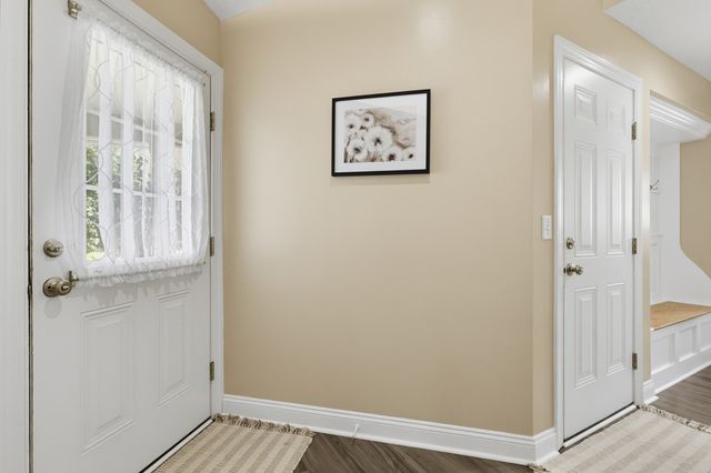 3130 W 34th Street, Davenport, IA 52806