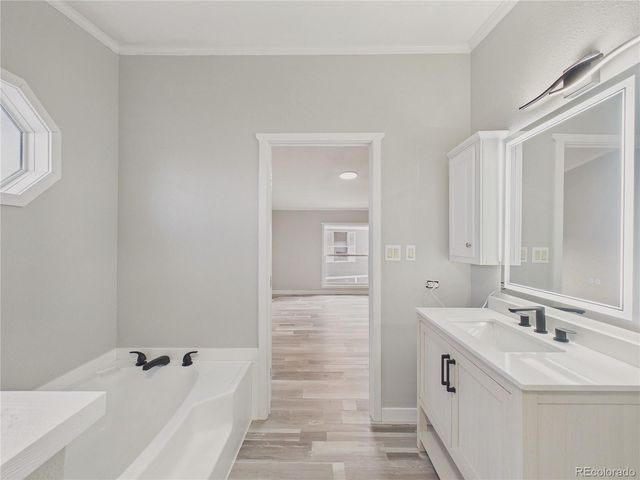 9400 Elm Court, Denver, CO 80260