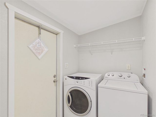 9400 Elm Court, Denver, CO 80260