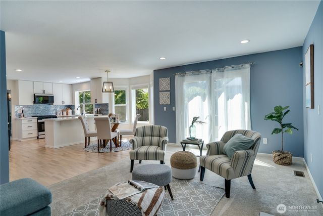 8014 57th Street W, University Place, WA 98467