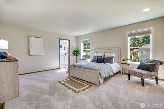 8014 57th Street W, University Place, WA 98467