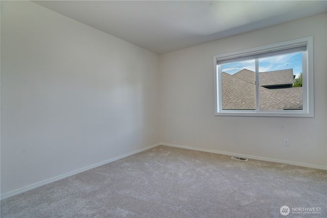8014 57th Street W, University Place, WA 98467