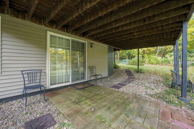 45 Howarth Rd, Oxford, MA 01540