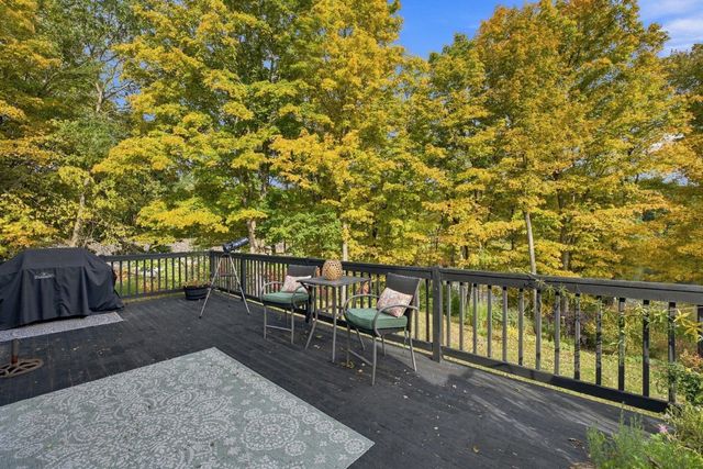 45 Howarth Rd, Oxford, MA 01540