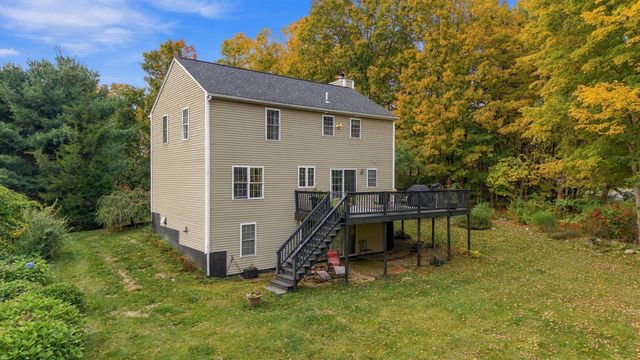 45 Howarth Rd, Oxford, MA 01540