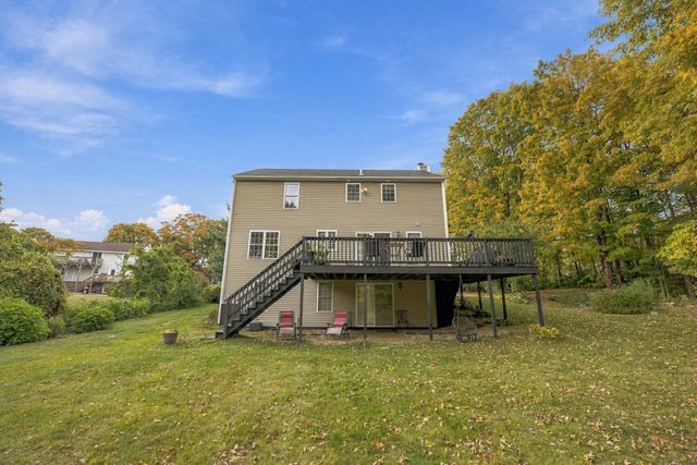 45 Howarth Rd, Oxford, MA 01540