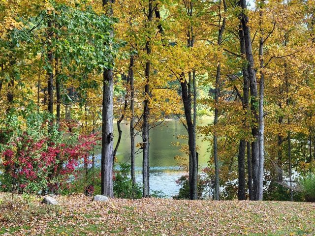 45 Howarth Rd, Oxford, MA 01540