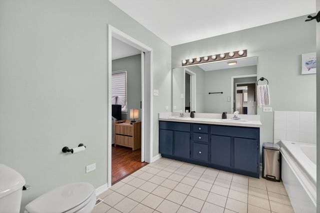 802 Heintz Drive, Shorewood, IL 60404