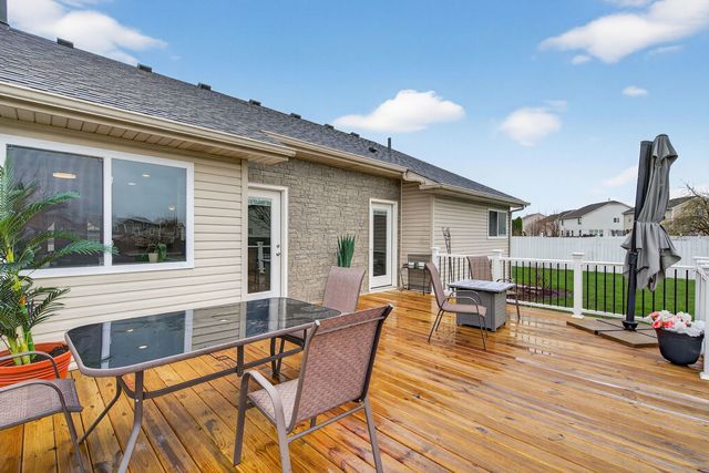 802 Heintz Drive, Shorewood, IL 60404