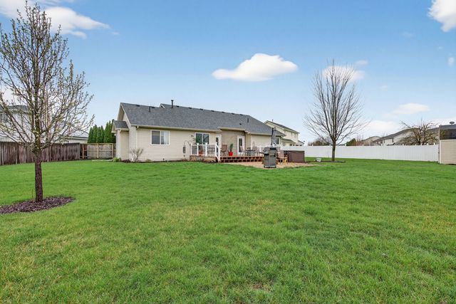 802 Heintz Drive, Shorewood, IL 60404