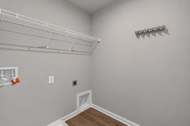 216 Laurel St, Gallatin, TN 37066