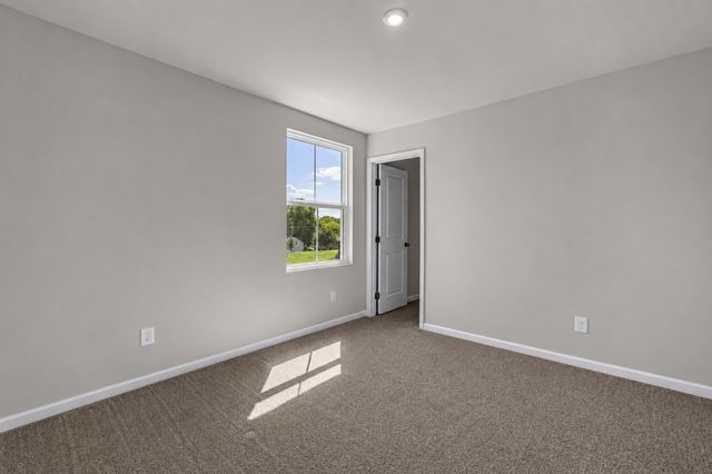 216 Laurel St, Gallatin, TN 37066