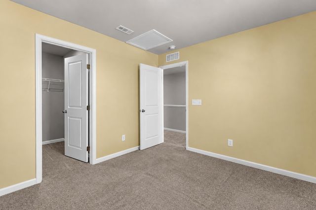 216 Laurel St, Gallatin, TN 37066