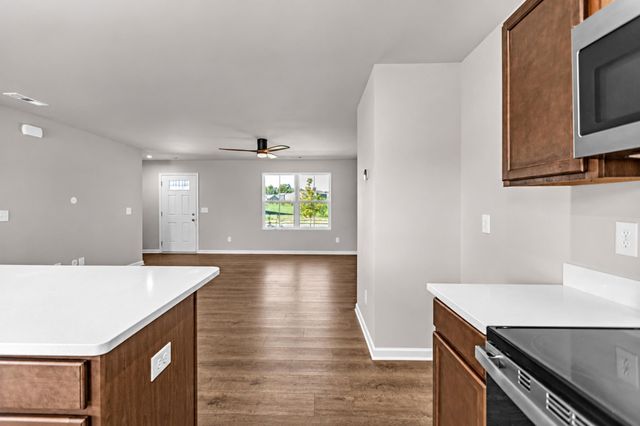 216 Laurel St, Gallatin, TN 37066