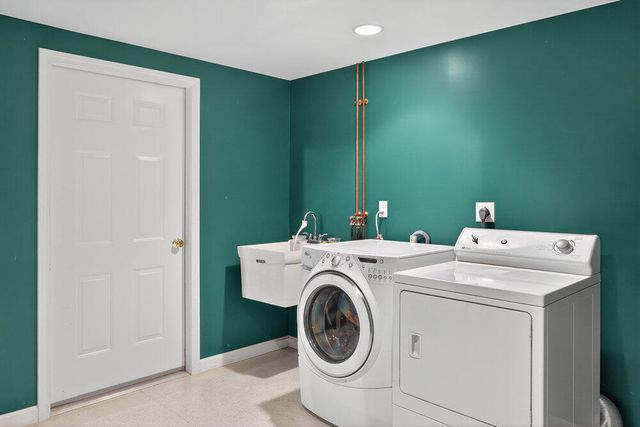 332 Route 6, Truro, MA 02666