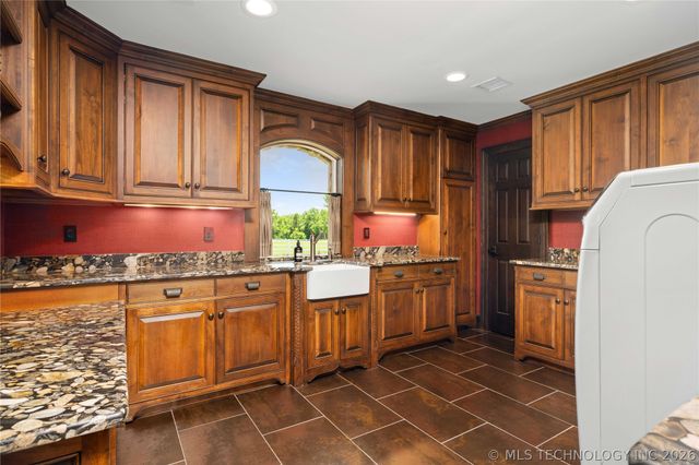 3511 E 181st Street S, Bixby, OK 74008