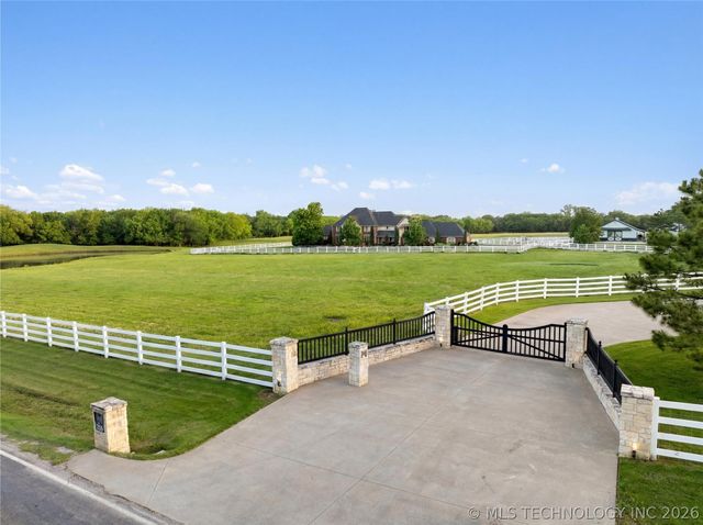 3511 E 181st Street S, Bixby, OK 74008