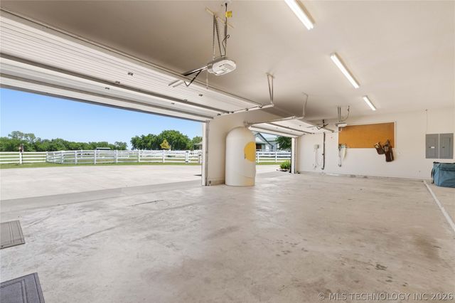 3511 E 181st Street S, Bixby, OK 74008