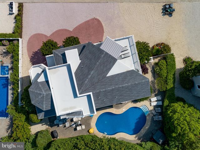 32-B LONG BEACH BLVD, Long Beach Township, NJ 08008