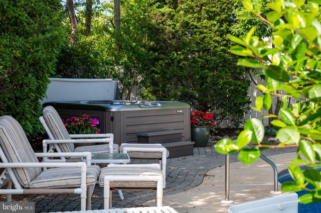 32-B LONG BEACH BLVD, Long Beach Township, NJ 08008