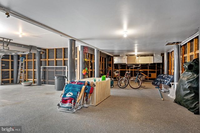 32-B LONG BEACH BLVD, Long Beach Township, NJ 08008