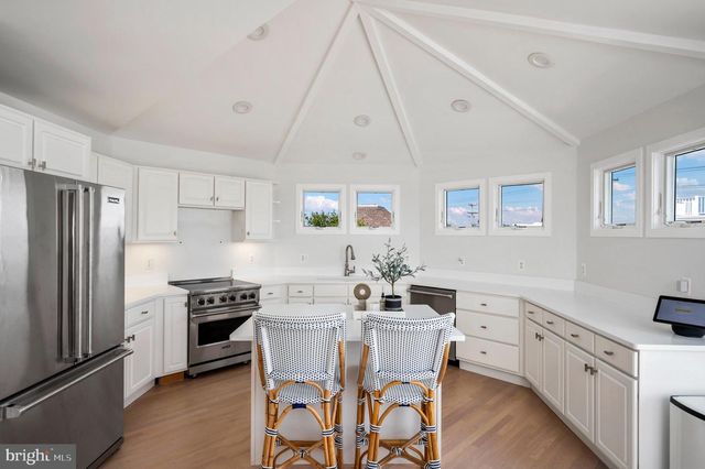 32-B LONG BEACH BLVD, Long Beach Township, NJ 08008