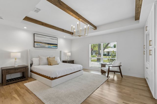 2981 Eric Lane, Farmers Branch, TX 75234