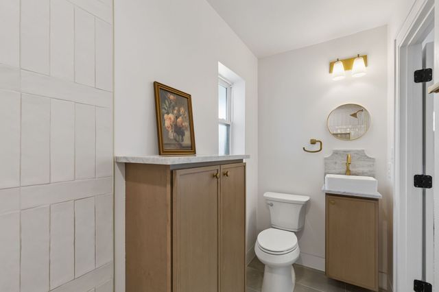 2981 Eric Lane, Farmers Branch, TX 75234