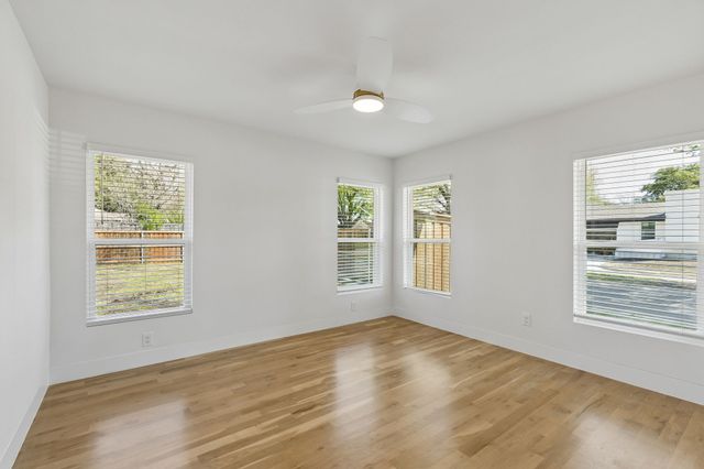 2981 Eric Lane, Farmers Branch, TX 75234