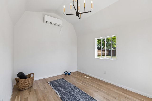 2981 Eric Lane, Farmers Branch, TX 75234