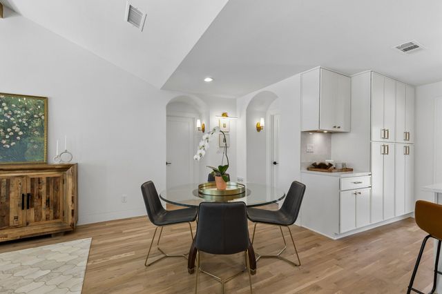 2981 Eric Lane, Farmers Branch, TX 75234