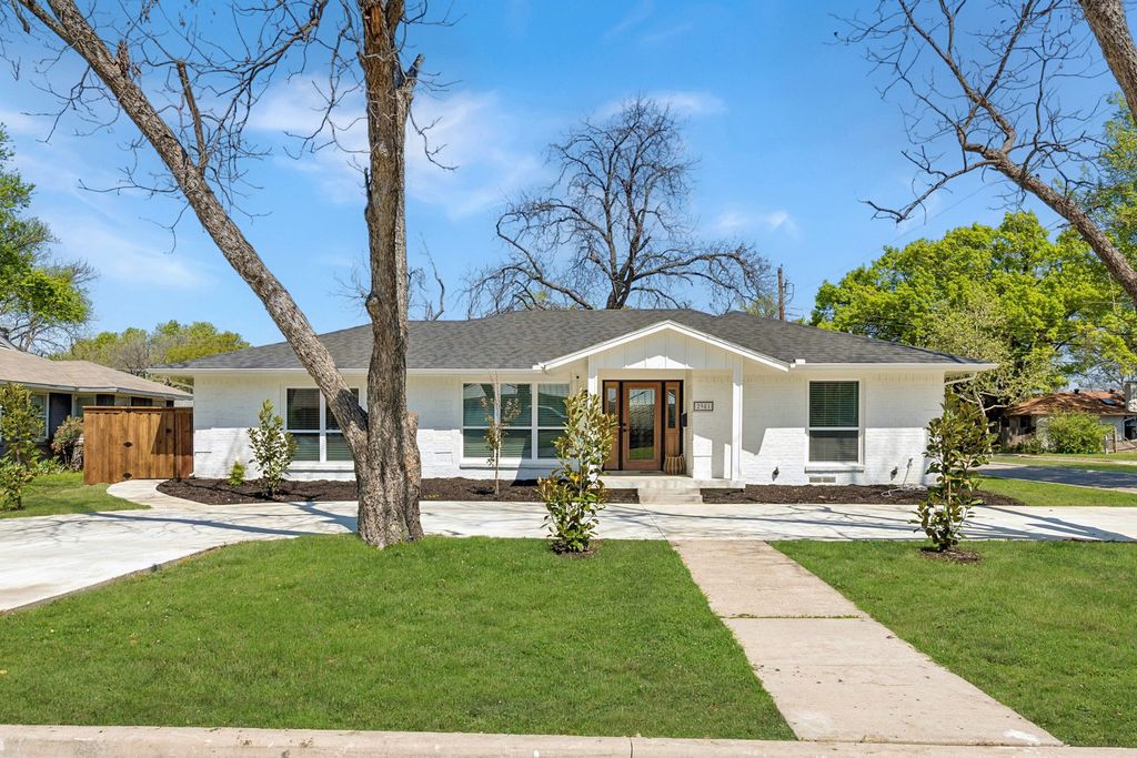2981 Eric Lane, Farmers Branch, TX 75234