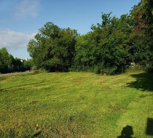 2201 Lucas Street, Houston, TX 77026