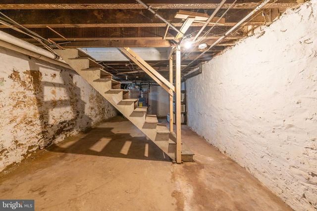 120 W 7TH AVE, Conshohocken, PA 19428