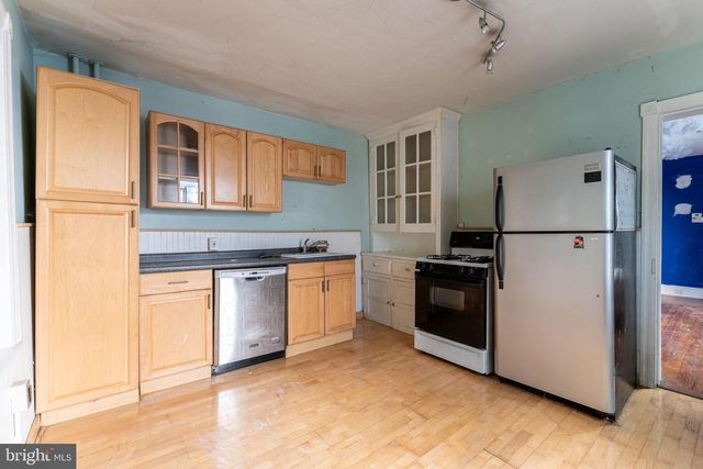 120 W 7TH AVE, Conshohocken, PA 19428