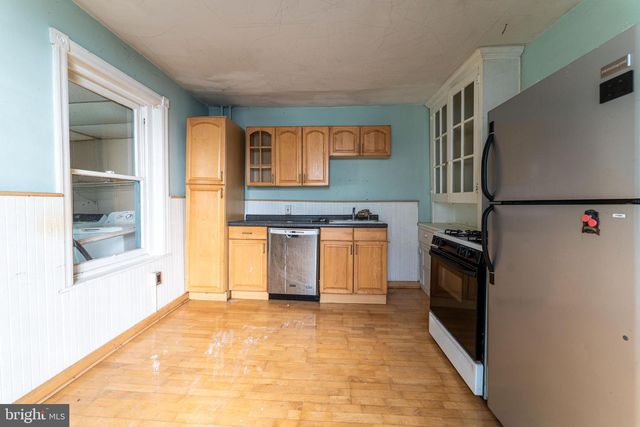 120 W 7TH AVE, Conshohocken, PA 19428