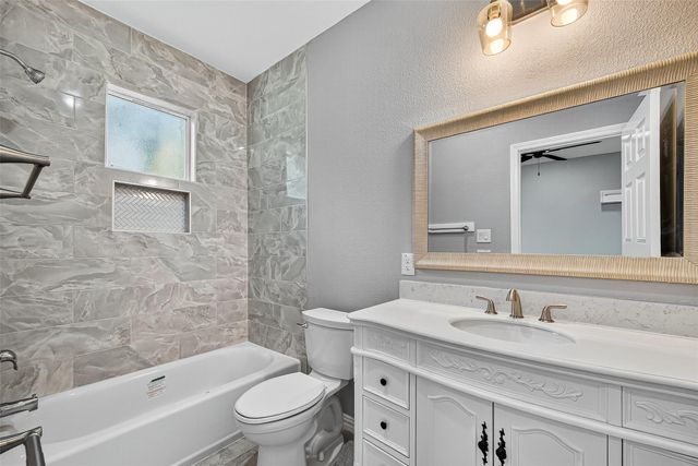 5921 Jackson Lane, Texas City, TX 77591