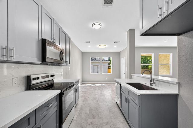 5921 Jackson Lane, Texas City, TX 77591