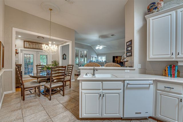 5908 Yacht Club Drive, Rockwall, TX 75032
