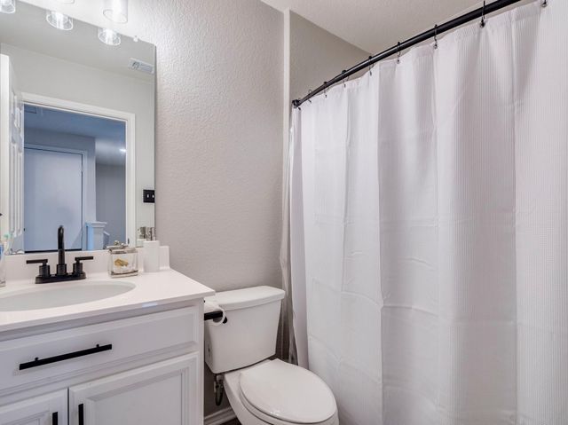 624 Pepperbark LOOP, Buda, TX 78610
