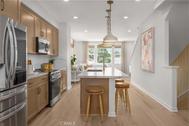 320 Madera Court, Cypress, CA 90630