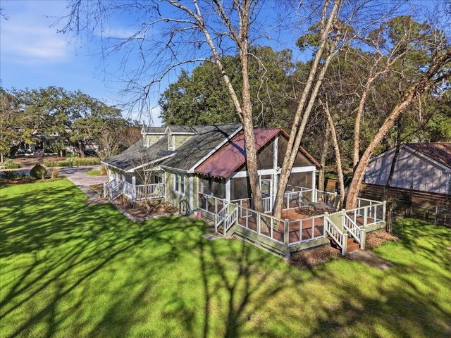 1309 N Edgewater Drive, Charleston, SC 29407