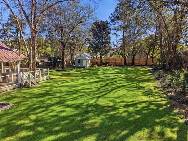 1309 N Edgewater Drive, Charleston, SC 29407