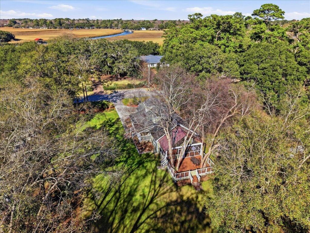 1309 N Edgewater Drive, Charleston, SC 29407